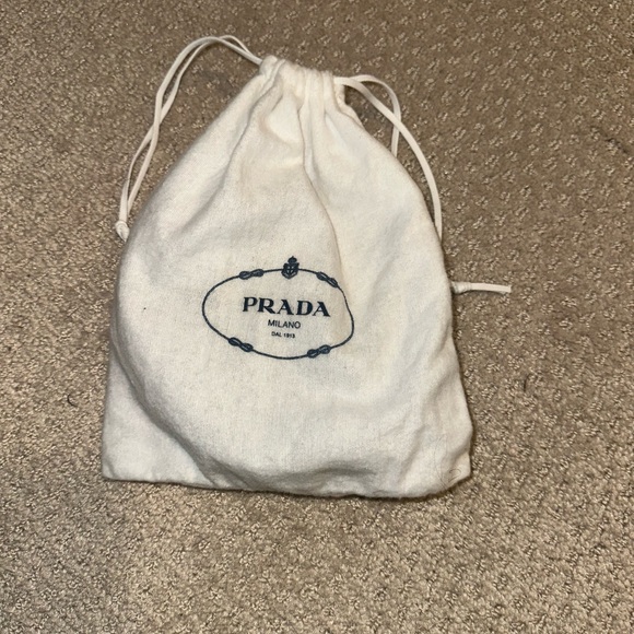 Prada Utility Belt - 100% Authentic - Picture 5 of 5